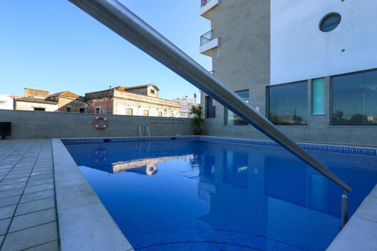 3 Bedroom Apartment With Indoor Pool Central Lagos Extérieur photo