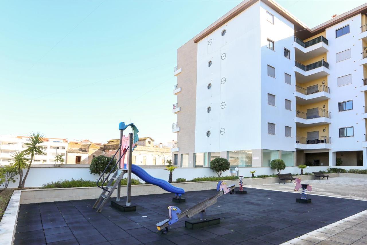 3 Bedroom Apartment With Indoor Pool Central Lagos Extérieur photo