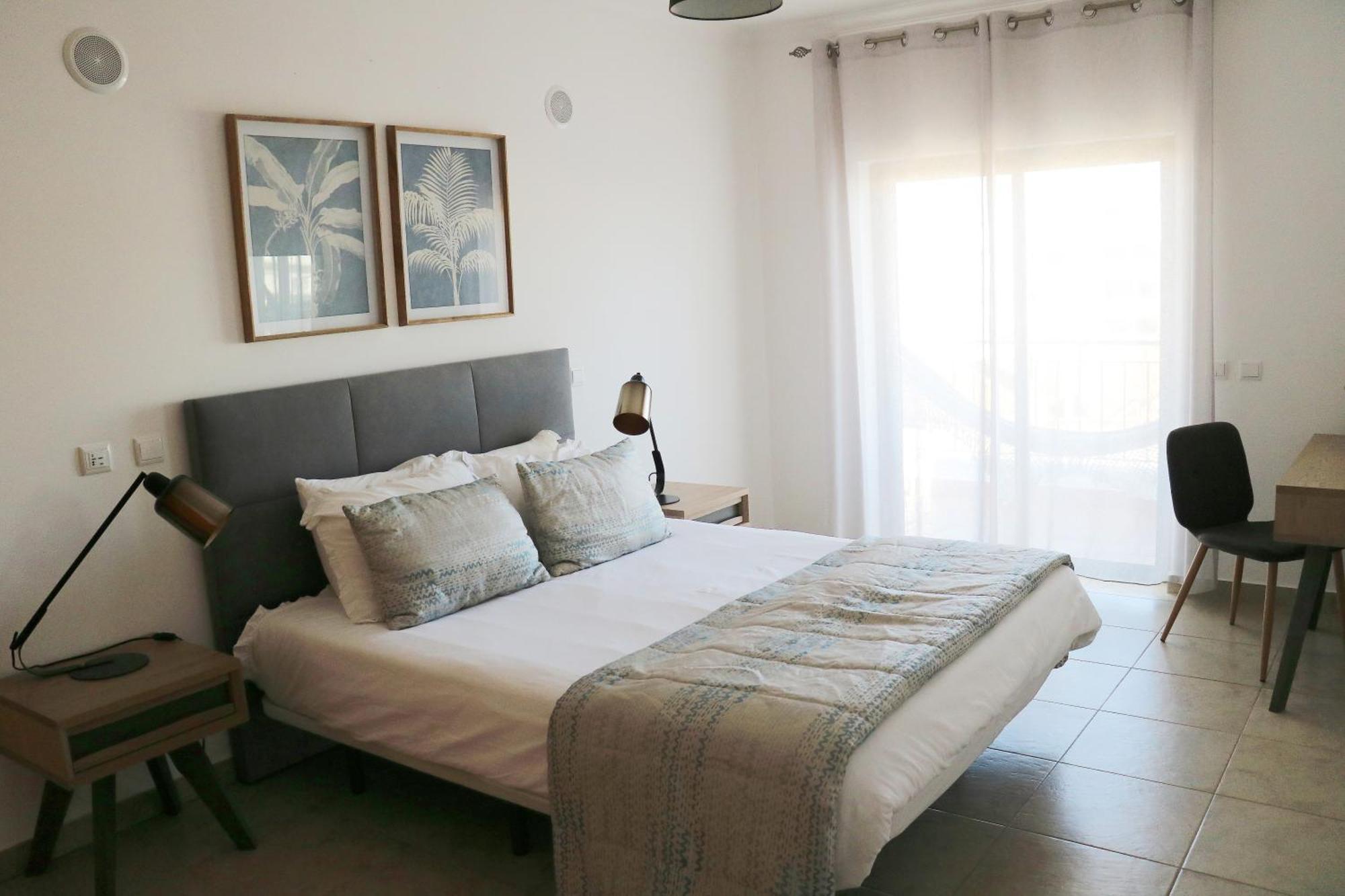 3 Bedroom Apartment With Indoor Pool Central Lagos Extérieur photo