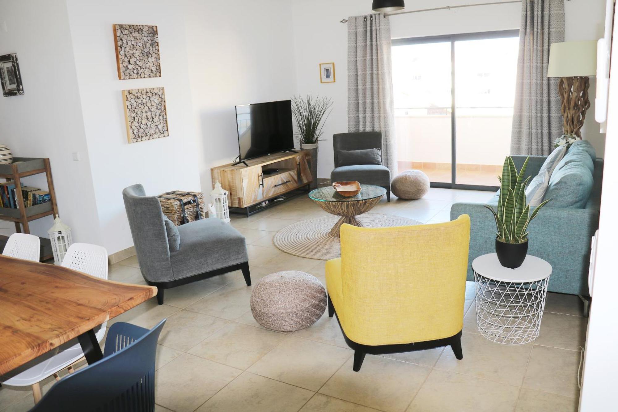 3 Bedroom Apartment With Indoor Pool Central Lagos Extérieur photo